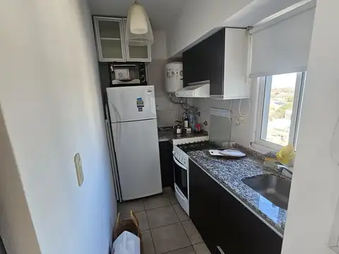 Arroyito rio, Marcos Lenzoni 900 Monoambiente amueblado con cochera y baulera.