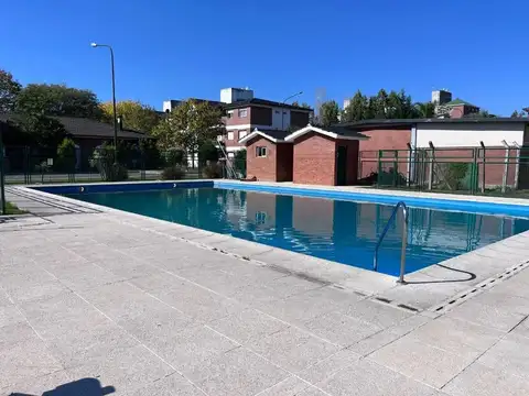 VENTA DEPTO 3 AMB. COCHERA PB LA COLINA EZPELETA