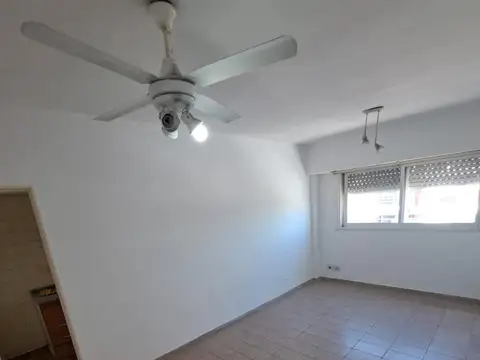 Departamento en Alquiler en Avellaneda, $ 400.000