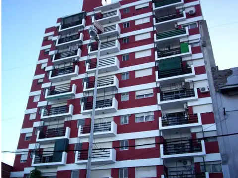 Av. Mitre 2300, Piso 8