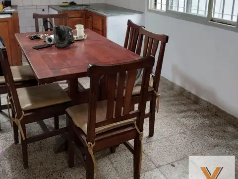 Casa en Venta - 2 Dormitorios 1 Baño - 65mts - La Plata