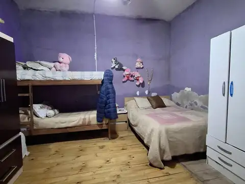 Casa 3 ambientes con 1 baño