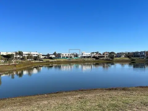 Lote con fondo a laguna en venta, Barrio Cerrado San Matías, Escobar