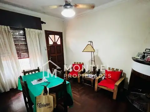 Casa 3 ambientes con 1 baño