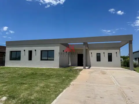 Casa  en Venta en Medal CC, Pilar, G.B.A. Zona Norte