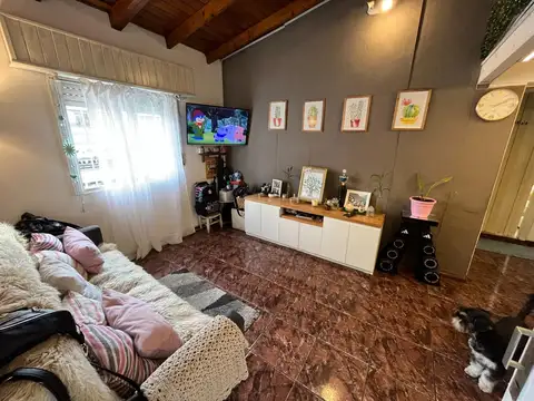 Depto Tipo Casa en Venta de 2 ambientes
