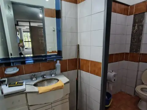 Local en Alquiler en Flores, $ 1.600.000