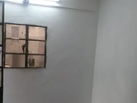 GALPON LOTE PROPIO FLORES PINTADO A NUEVO TOMA PERMUTA