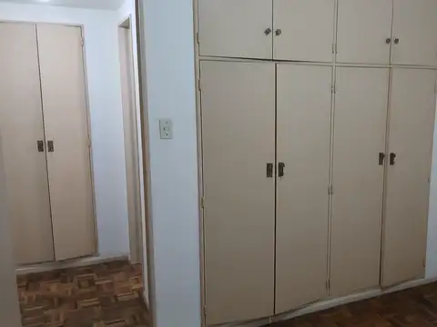 Gallo 1400, Piso 4