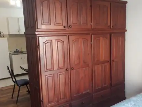 Estados Unidos 1800 , Piso 1