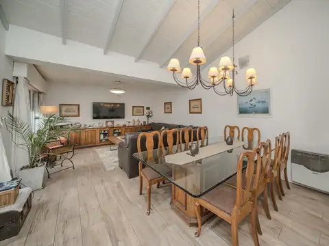 Depto Tipo Casa en Venta en Castelar Norte, USD 140.000