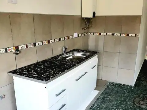 Departamento En Venta Sin Expensas En Virreyes