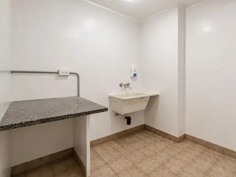 Local en Venta 50 años