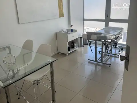 Paunero 1600, Piso 5