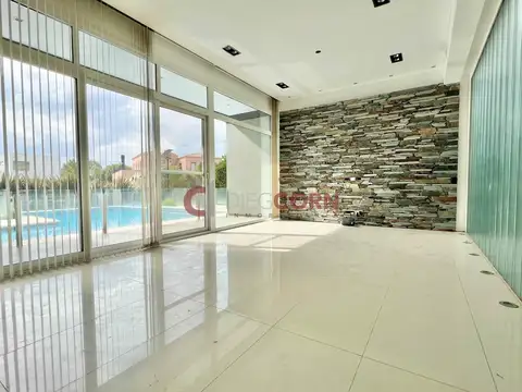 Casa en Alquiler al Norte