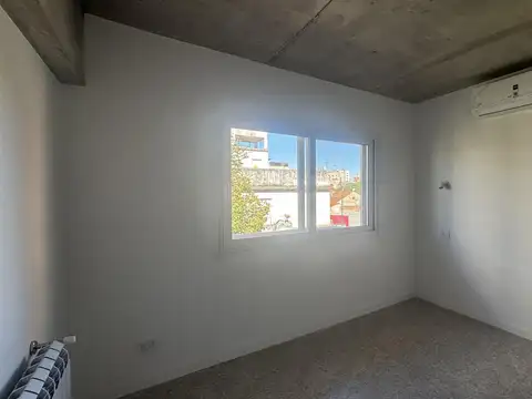 Departamento en Venta en Coghlan, USD 239.900