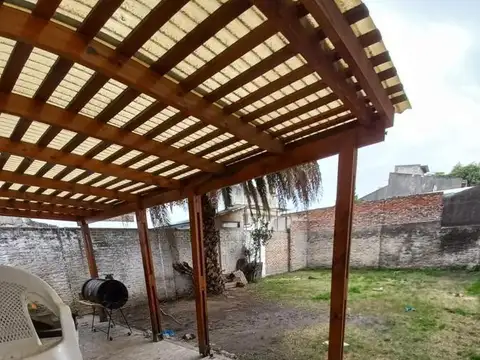 Casa en Venta en Lanús, USD 90.000