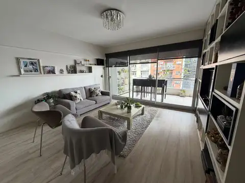 Departamento 4 ambientes con 4 baños