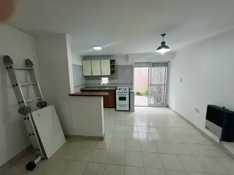 Duplex en venta 1 dormitorio de pasillo