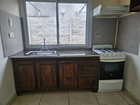 Casa en Alquiler en La Plata [Cod: 227]