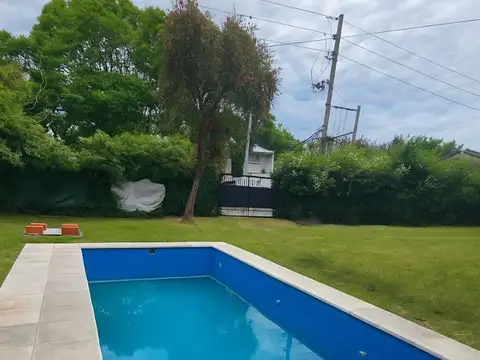 Casa 6 ambientes con 3 baños