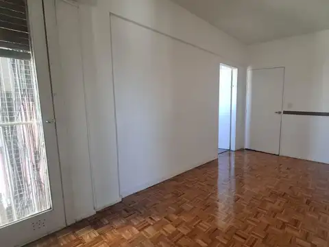 Venta de departamento 3 ambientes en Caballito