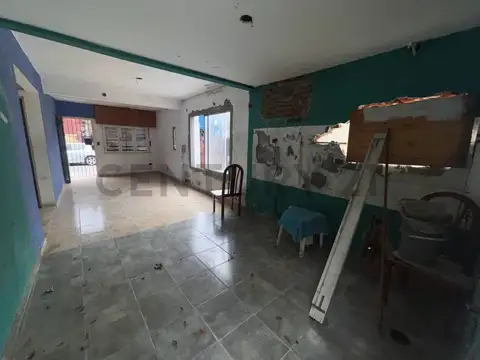 Casa 7 ambientes con 3 baños