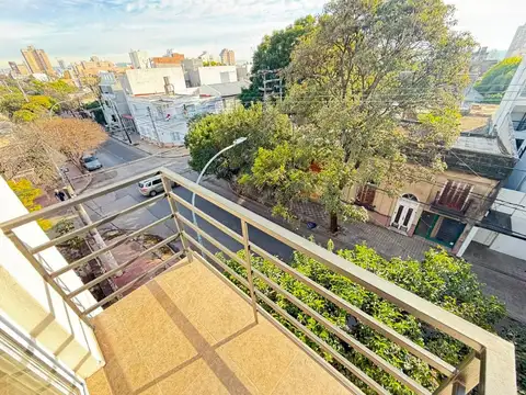 Departamento en Alquiler en Alto Alberdi, $ 530.000
