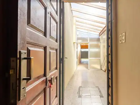 Depto Tipo Casa en Venta 40 años