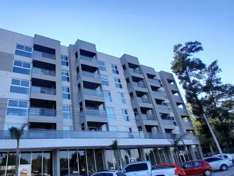DEPARTAMENTO Y COCHERA EN ALQUILER EN ALTOS LAS CASUARINAS