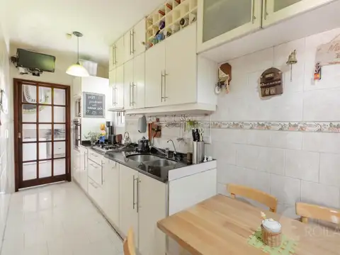Casa tipo duplex en saavedra