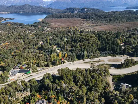 VENTA Lote 5.637,19 m2 Barrio Caren Hue Villa La Angostura Neuquén