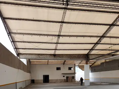 Galpon en Alquiler 45  mts Fondo
