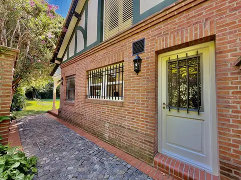 Casa en Alquiler en Acassuso Vias  /  Libertador, USD 9.000