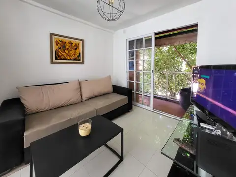 VENTA HERMOSO DEPARTAMENTO 4 AMBIENTE CON BALCON EN VILLA RAFFO