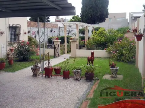 Casa en Venta al Este