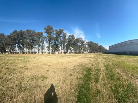 LOTE POLO INDUSTRIAL EZEIZA 7940 M2 OPORTUNIDAD