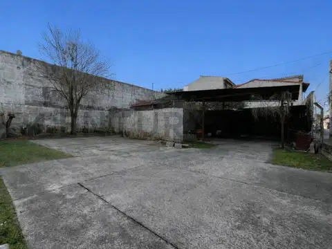 Cerrito 1300, Piso 0