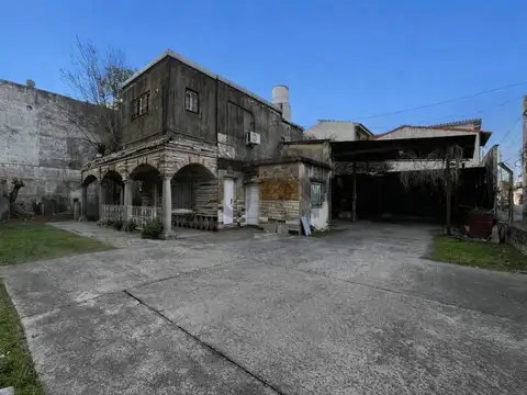 VENTA GRAN LOTE EN BERNAL OESTE 28x27