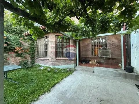 SE VENDE CASA AL FRENTE (PH EXCLUSIVO) SANTO TOMÉ