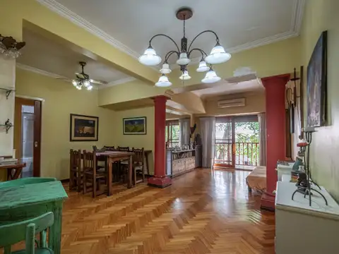 Depto Tipo Casa en Venta de 4 dormitorios