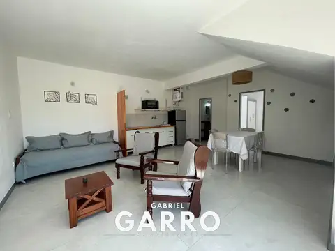 Burriquetas 100, Piso 1°