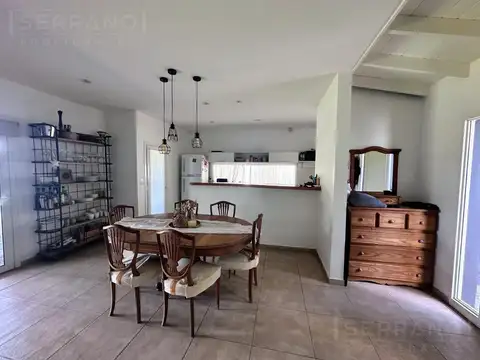 MJR. Venta Casa en una planta sobre lote de 1145m2 en  Estancias del Pilar, Pilar