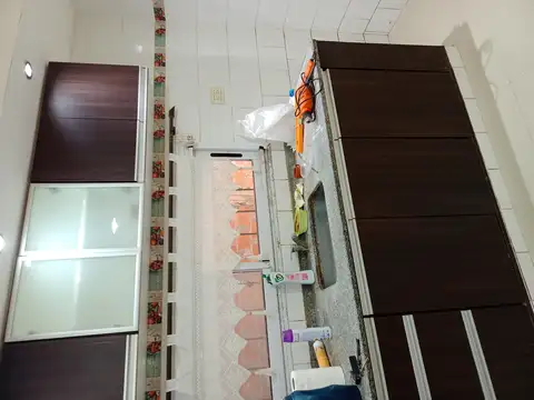 HERMOSA CASA ESTILO MODERNO CON PATIO DE FONDO 