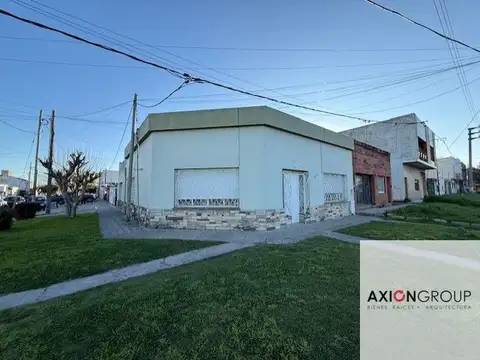 Casa en venta c/ cochera en La Plata