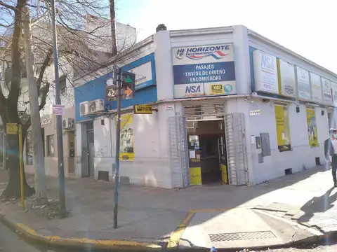 Local en venta en La Plata