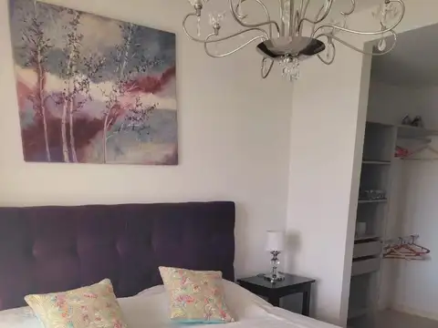 Condominio en esquina amoblado y equipado