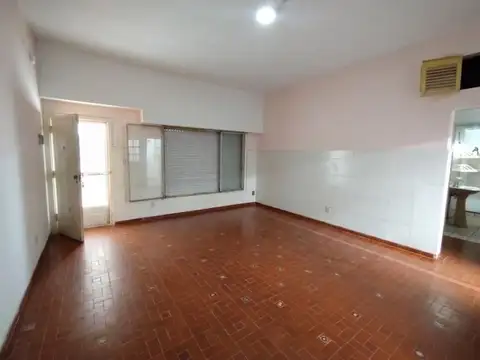 Depto Tipo Casa en Alquiler de 2 dormitorios