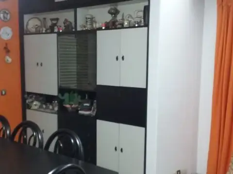 Casa 4 ambientes venta o permuta