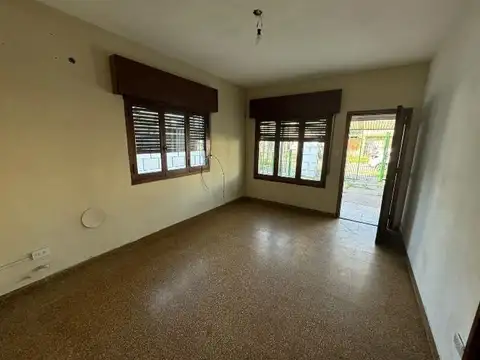 Casa en Alquiler en José Clemente Paz, $ 700.000